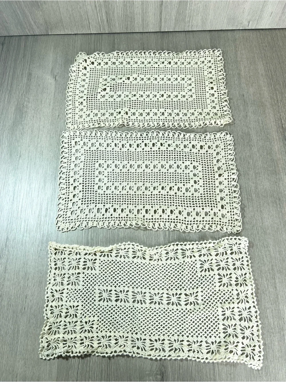 Vintage crochet lace doilies Rectangular 4 pieces dresser scarf runner doily